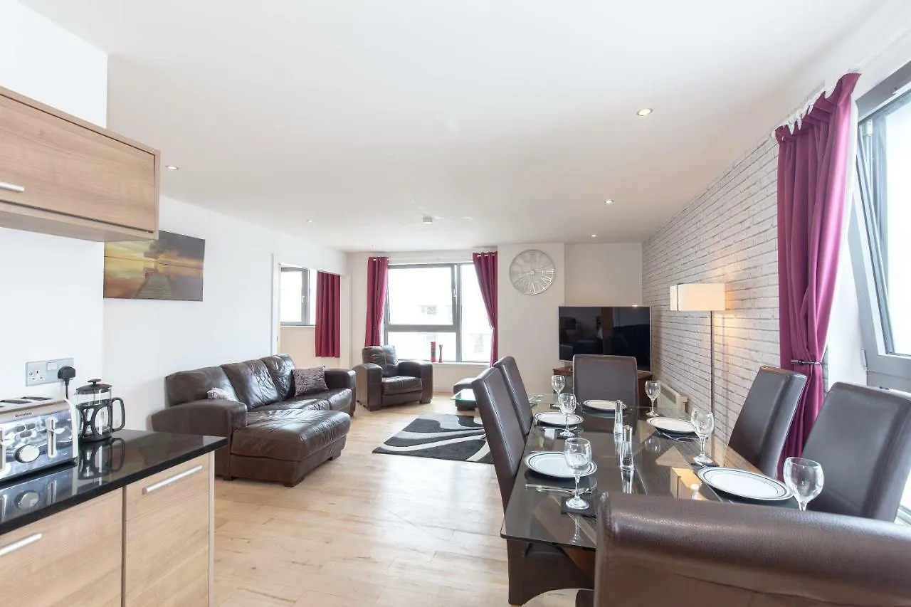 Stylish Penthouse Suite Edinburgh 0*,