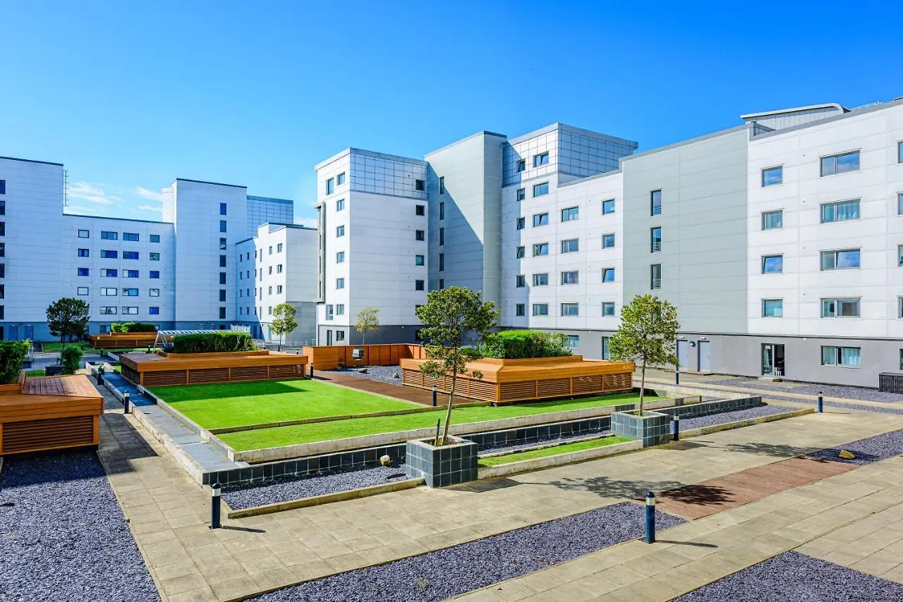 Apartment Stylish Penthouse Suite Edinburgh